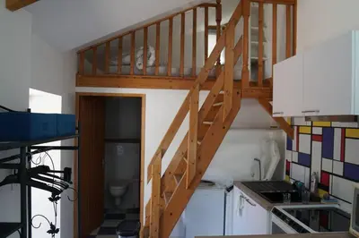 Cuisine ou kitchenette dans l'établissement Gîte Coco Studio à 20 km de Saumur