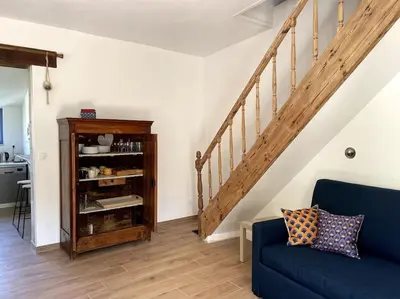 Coin salon dans l'établissement Chez Juliette - Maison et jardin - bord de Loire à Saumur