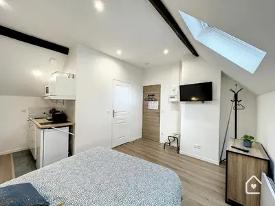 Cuisine ou kitchenette dans l'établissement Les studios d'Elina - Entrée autonome