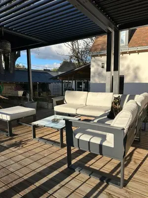 Coin salon dans l'établissement Gîte le Saint-Honoré
