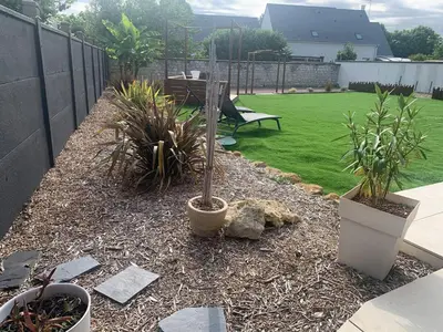 Jardin de l'établissement L'étape de Marcel - Aymé