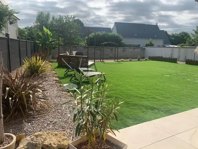 Jardin de l'établissement L'étape de Marcel - Aymé