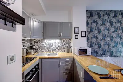 Cuisine ou kitchenette dans l'établissement Le Fidji / 100m Gare