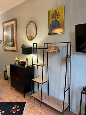 Télévision ou salle de divertissement dans l'établissement Studio Basilique St Martin