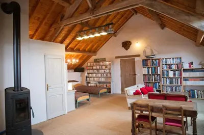 Bibliothèque dans le B&B/chambre d'hôtes