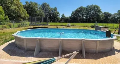 Piscine de l'établissement Chambres Logement 130m2 - Circuit 24h Le Mans ou située à proximité