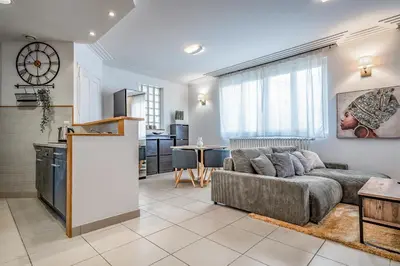 Plan de l'établissement L'Evasion - Sauna Jacuzzi Cinema