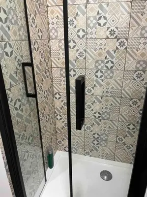 Salle de bains dans l'établissement Le petit Rochambeau