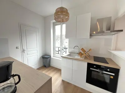 Cuisine ou kitchenette dans l'établissement Le Pâtis - Proche Gare - Centre ville - 4 pers