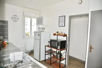 Cuisine ou kitchenette dans l'établissement Ne restez pas à quai