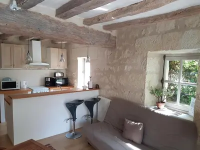 Cuisine ou kitchenette dans l'établissement Gite Chateau de Chaintres