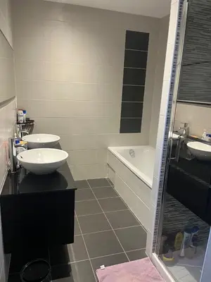 Salle de bains dans l'établissement Chambre chez l'habitant à 7kms du circuit des 24h
