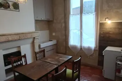 Coin salon dans l'établissement Appartement rez de jardin