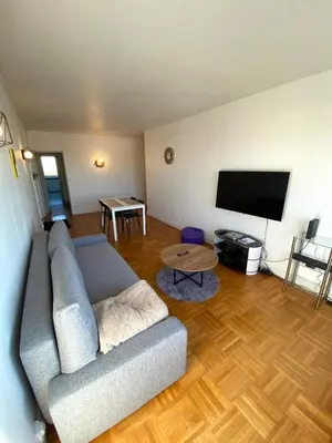 Télévision ou salle de divertissement dans l'établissement Le 5ème Ciel - Appartement jusqu'à 6 pers
