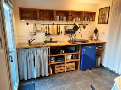 Cuisine ou kitchenette dans l'établissement Studio au coeur de la vallée de la Loire