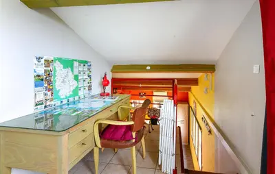 Cuisine ou kitchenette dans l'établissement Cozy Home In Scorbé-Clairvaux With Wifi