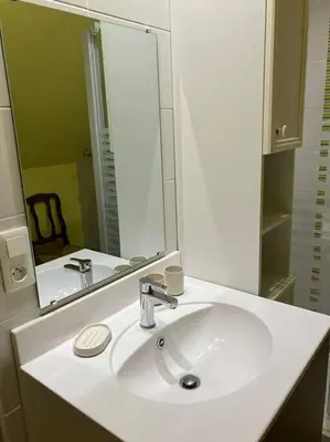 Salle de bains dans l'établissement Villa François