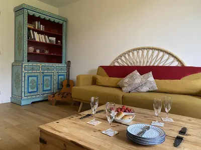 Coin salon dans l'établissement Simples Escales : gîte nature, détente et sauna