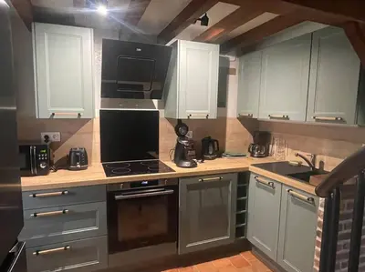 Cuisine ou kitchenette dans l'établissement Gite des Terres Noires (nouveau logement)
