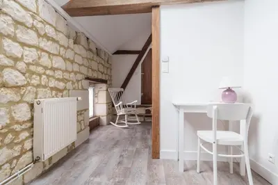 Plan de l'établissement Belle demeure avec piscine à Bourgueuil 5 ch/10 p