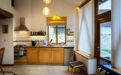 Cuisine ou kitchenette dans l'établissement Arc en Ciel/Rainbow Arch