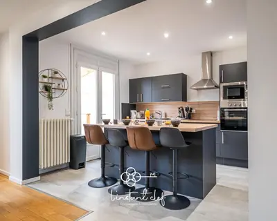 Cuisine ou kitchenette dans l'établissement Maison d exception au Mans Garage XXL et Terrasse