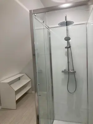 Salle de bains dans l'établissement studio indépendant 800 m de la gare du Mans
