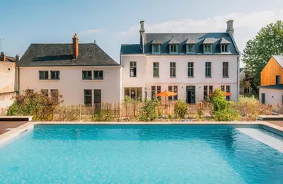 Piscine de l'établissement La Maison Rabelais ou située à proximité