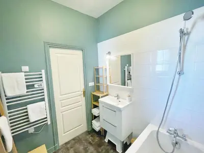 Salle de bains dans l'établissement La Maison Voyage Bed and Breakfast