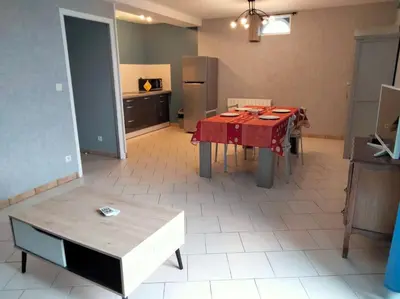 Cuisine ou kitchenette dans l'établissement Ferme de l'Etang - Gîte