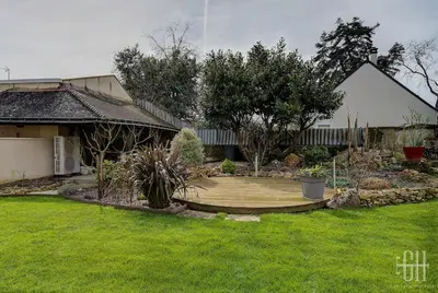 Jardin de l'établissement L'escapade / Maison de campagne