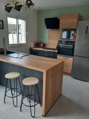 Cuisine ou kitchenette dans l'établissement Maison de la croix Marion