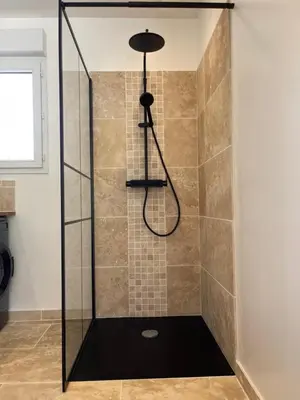 Salle de bains dans l'établissement Gîte la Chotinière