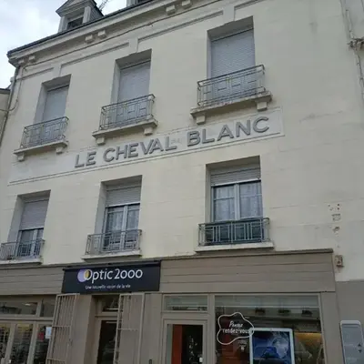 Le Cheval Blanc La Chartre sur le Loir