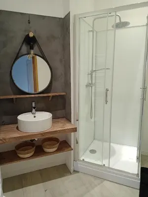 Salle de bains dans l'établissement Appart 5 personnes