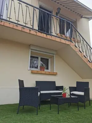 Balcon ou terrasse dans l'établissement studio rez-de-chaussée jusqu'à 4 personnes