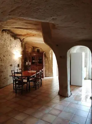 Plan de l'établissement Maison atypique semi-troglodyte