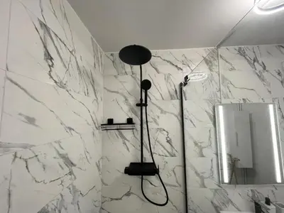 Salle de bains dans l'établissement Le Bary - 10p - 100m2 - Gare - Parking Privé Gratuit