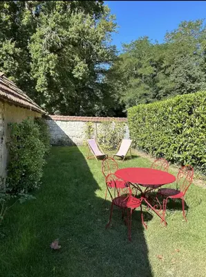 Jardin de l'établissement Chez Riton - Château de Thésée