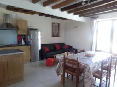 Cuisine ou kitchenette dans l'établissement Maison indépendante entre Blois et Montrichard - FR-1-491-342