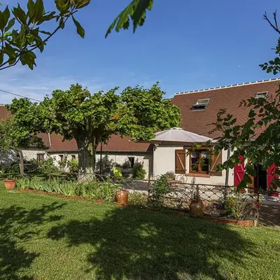 Gîte familial près des châteaux de la Loire avec jardin et jeux pour enfants - FR-1-491-390