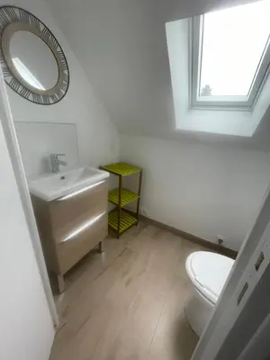 Salle de bains dans l'établissement Maison de campagne 