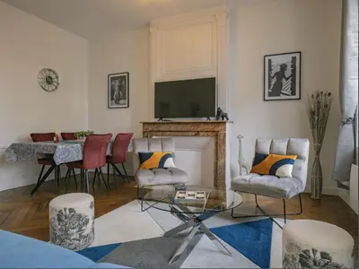 Plan de l'établissement Appartement refait à neuf avec cachet de l'ancien