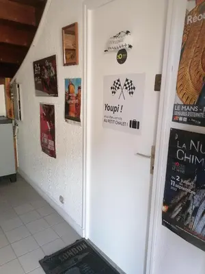 Plan de l'établissement Le Petit Chalet -Appartement proche de la vieille ville , du centre ville et du Tram- PETIT DEJEUNER OFFERT