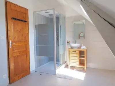 Salle de bains dans l'établissement Longère des 1001 étoiles