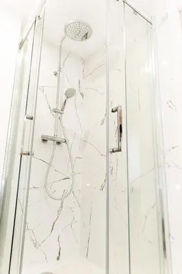 Salle de bains dans l'établissement Le Soft - Beau logement - Centre - Gare - Tram - Superbe vue Sarthe