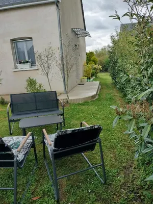 Jardin de l'établissement un studio avec une entrée indépendante