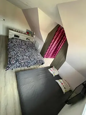 Plan de l'établissement Chambres conforts climatisées **24 heures du Mans**