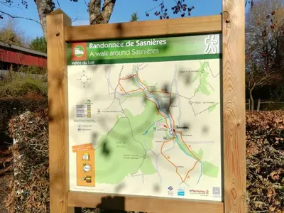 Plan de l'établissement Gîte de charme à Sasnières, animaux admis, parking privé - FR-1-491-340