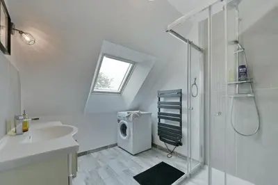 Salle de bains dans l'établissement La Cassine - Maison du 18e siècle